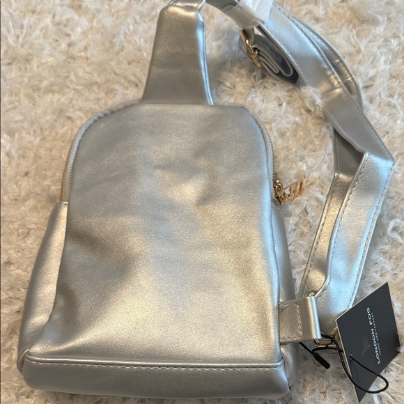 London Fog Silver Backpack - Picture 3 of 3